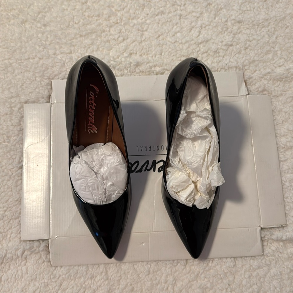 L’Intervalle Black Patent 39